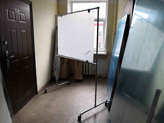 Изготовление мобильных, разборных стендов на колесиках