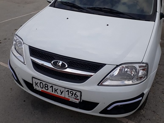 Брендирование автомобиля "Агрегатор"