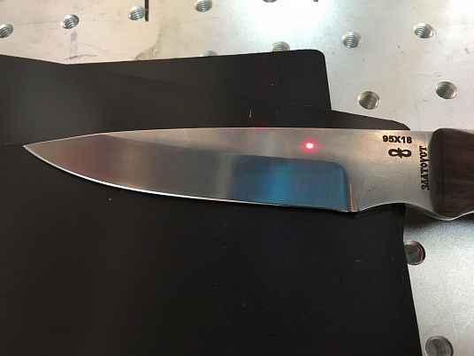 Гравировка на ноже