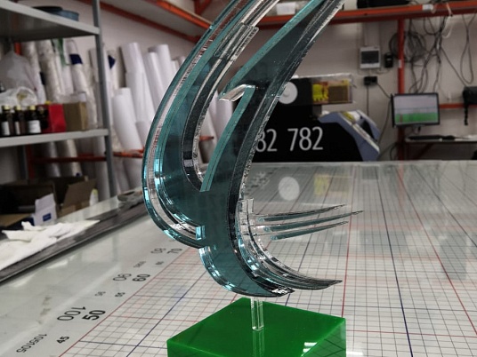 Статуэтки, сувениры