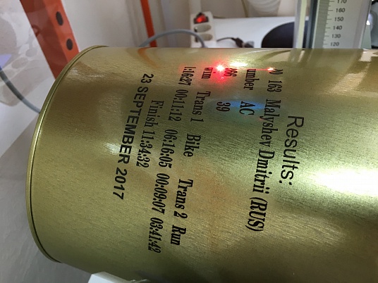 Гравировка на радиусных изделиях