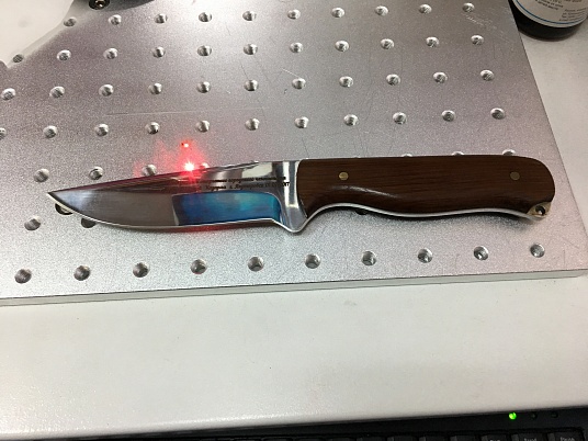 Гравировка на ноже