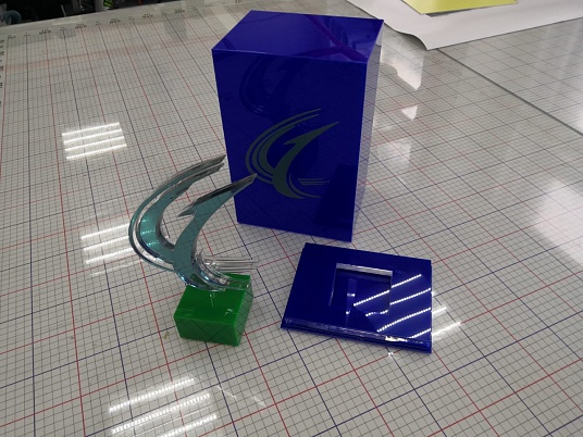 Статуэтки, сувениры